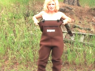 Busty Country Mature Blow Outdoor