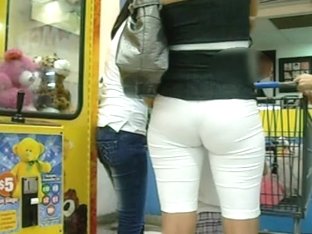Hot Street Candid Ass Looks Amazing In White Pants
