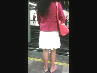 Upskirt Metro Mexico - Vestido Blanco