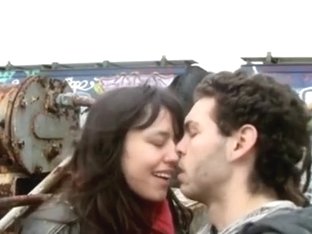 Couple Has Mutual Masturbation And Oral Sex On A Garbage Belt