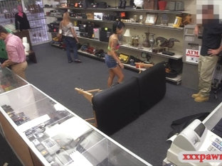Asian Girl Pawns Her Massage Table And Boned At The Pawnshop