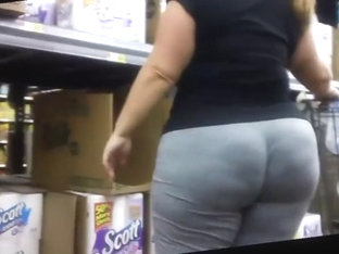 Omfg.....mega Big Butt White Girl!