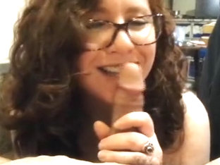 Rehhead Begs For Cum; She Loves To Deepthroat