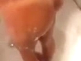 Fingering Girlfriend In The Shower