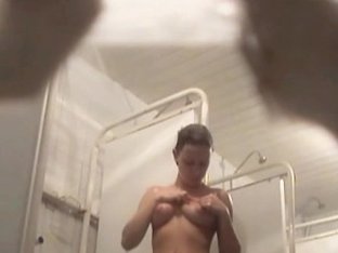 Peach Shaves Her Hairy Armpits In The Shower