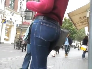 Nice Asses Wearing Tight Jeans Pants