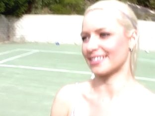 Stretching Anikka Albrite's Tight Cunt