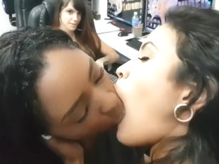 Threesome Kissing