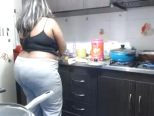 Spying On Bbw With Big Ass In Kitchen (no Nudity)