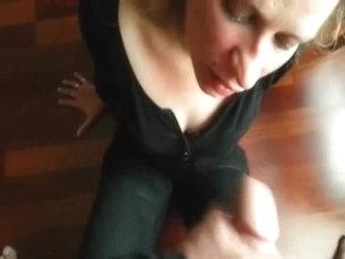 Cheating Wife Blowing Nice And Deep