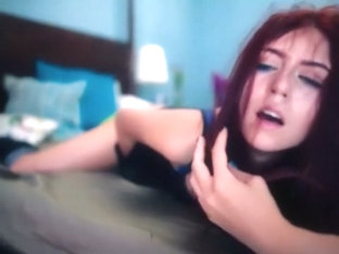 Webcam Cute Redhead Girl Get Orgasm With Connect Toy (3)