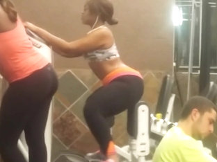 Candid Workout Girls: Thighmaster!!