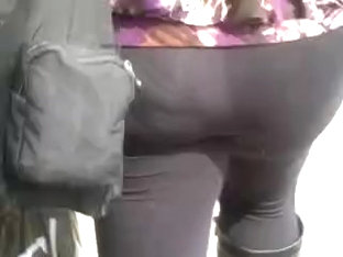 Sdruws2 - Candid Fat Butt Panty Line