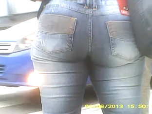 Brazilian Booty In Jeans...