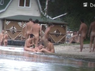 Thrilling Beach Voyeur Scenes Of Sexy Naked People