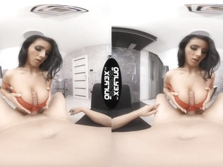 Stunning Nelly Kent Prefers Your Big Dick To Suck And Fuck In Vr