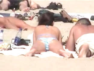 Candid Voyeur Girl In Bikini Lying With Stretched Legs 04t