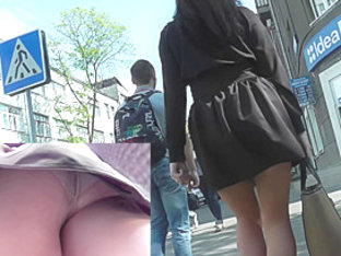 Black-haired Sexy Girl Upskirt Outdoor Action