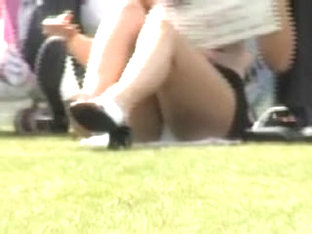 Wonderful Park Upskirt With The Seducing White Panty View Adc9