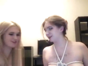 Cute Lesbians On Cam