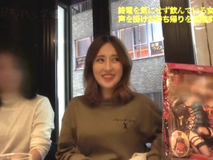 0010702_脚フェチ イキ潮 素人などが含まれている