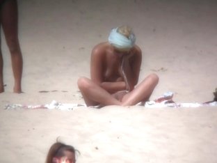 Mature Nudist Voyeur Beach Cam Video