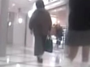 Asian Schoolgirl Was Skirt Sharked Inside Of A Shopping Mall