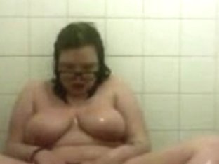 Ex-gf In Shower Fingering