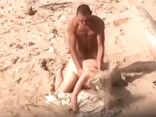 Guy With A Rock Hard Cock Fucks His Girlfriend On The Beach