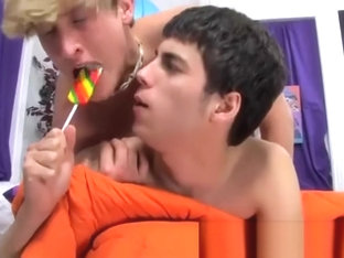 Teen anal sex and gay free bear younger Lucas gets caught playing with