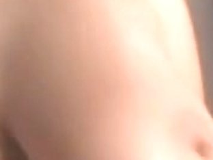 JELENA SHOW HER BILLIBONGS