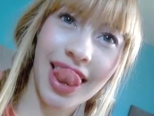 Angel showing off her excellent body on cam