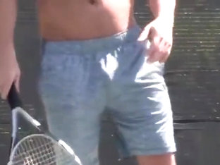 Hunk fucks a twink after tennis