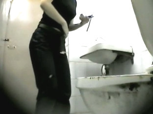 Beautiful pissing movie of some babes in the toilet