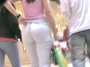 Sexy Ass Girls In Jeans Captured By Street Spy Camera