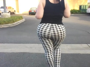 BigButt Milf Walking