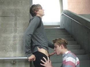 Hot twinks flip flop with facial cum