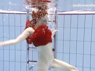 Ala Underwater Slut Swims Naked