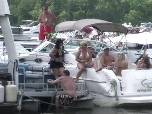 Springbreaklife Video: Party Cove Chicks