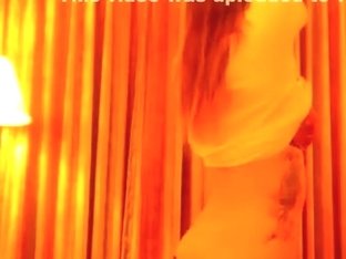 Incredible Twerk Livecam Taut Raiment Movie Scene