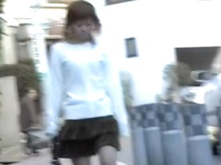 Cute Girl Got Shuri Sharked While Walking Down The Street