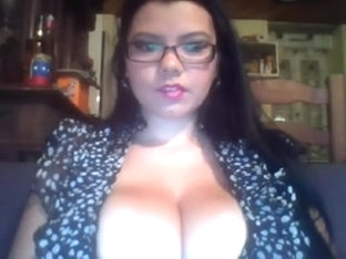 Large Boobs On Webcams