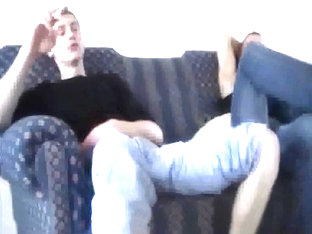 BadmasterTwinks Feet Slave -no sex