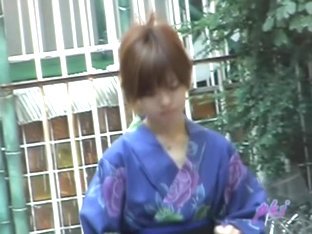 Today's Boob Sharking Victim Is A Cute Girl In A Kimono