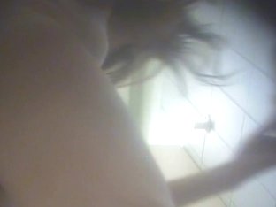 This voyeur for sure is not failing to do his work