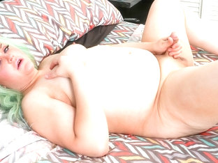 Bootylicious Nathalie Presley - TGirlBBW