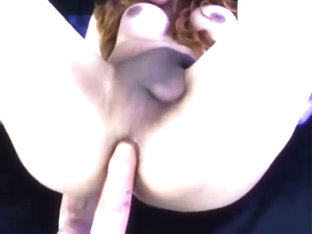 Shemale fucks and cums in her own ass