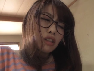 Spicy Rina Yoshiguchi gets snatch delighted