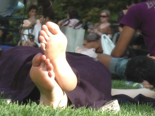 Candid Soles Of Feet Of Attractive Middle Aged Lady