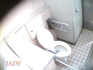 Schoolgirl Talks To Her BF And Masturbates On Toilet Spy Cam